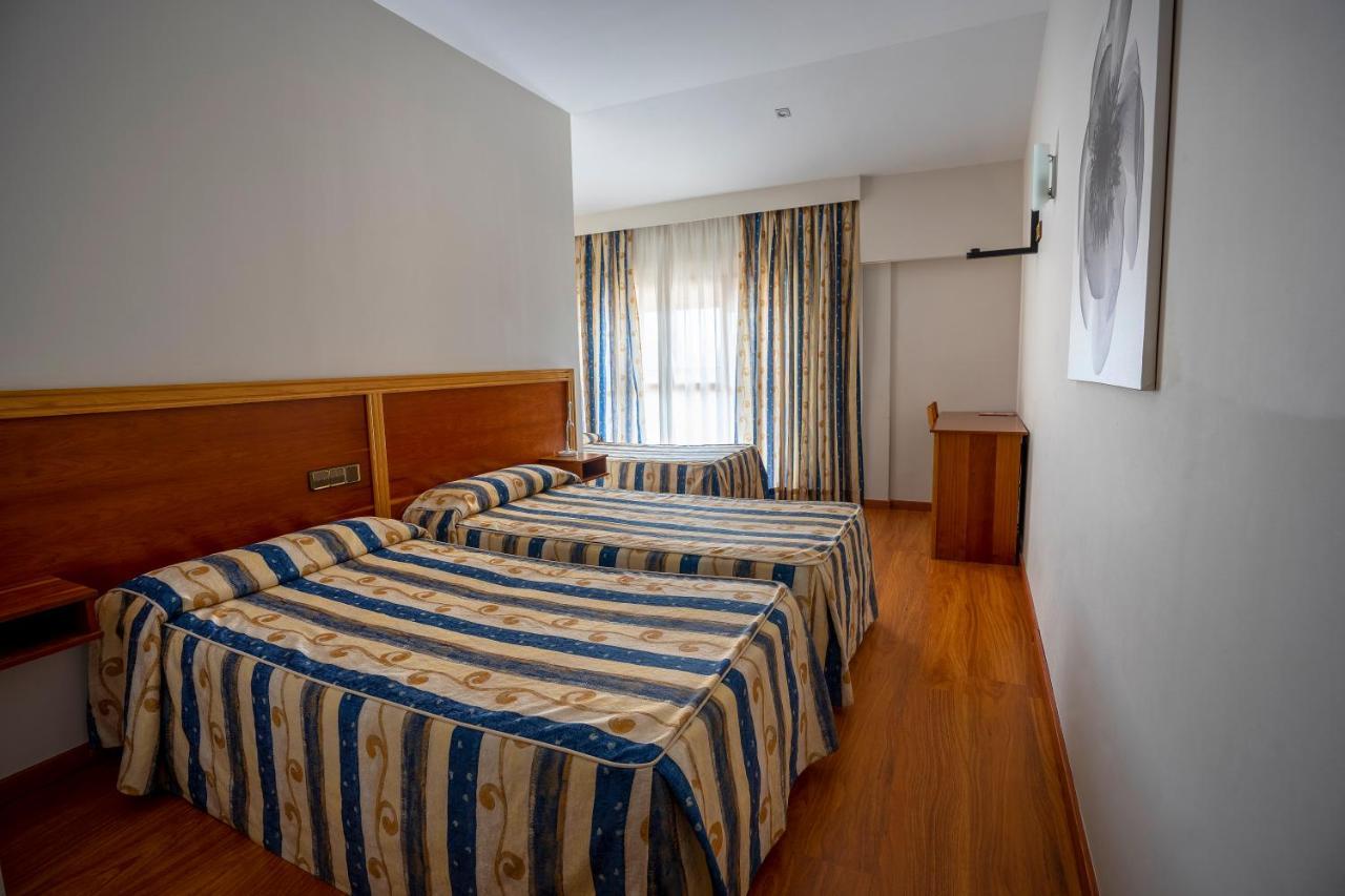 Hotel Los Barruecos By Croma Malpartida de Cáceres Εξωτερικό φωτογραφία