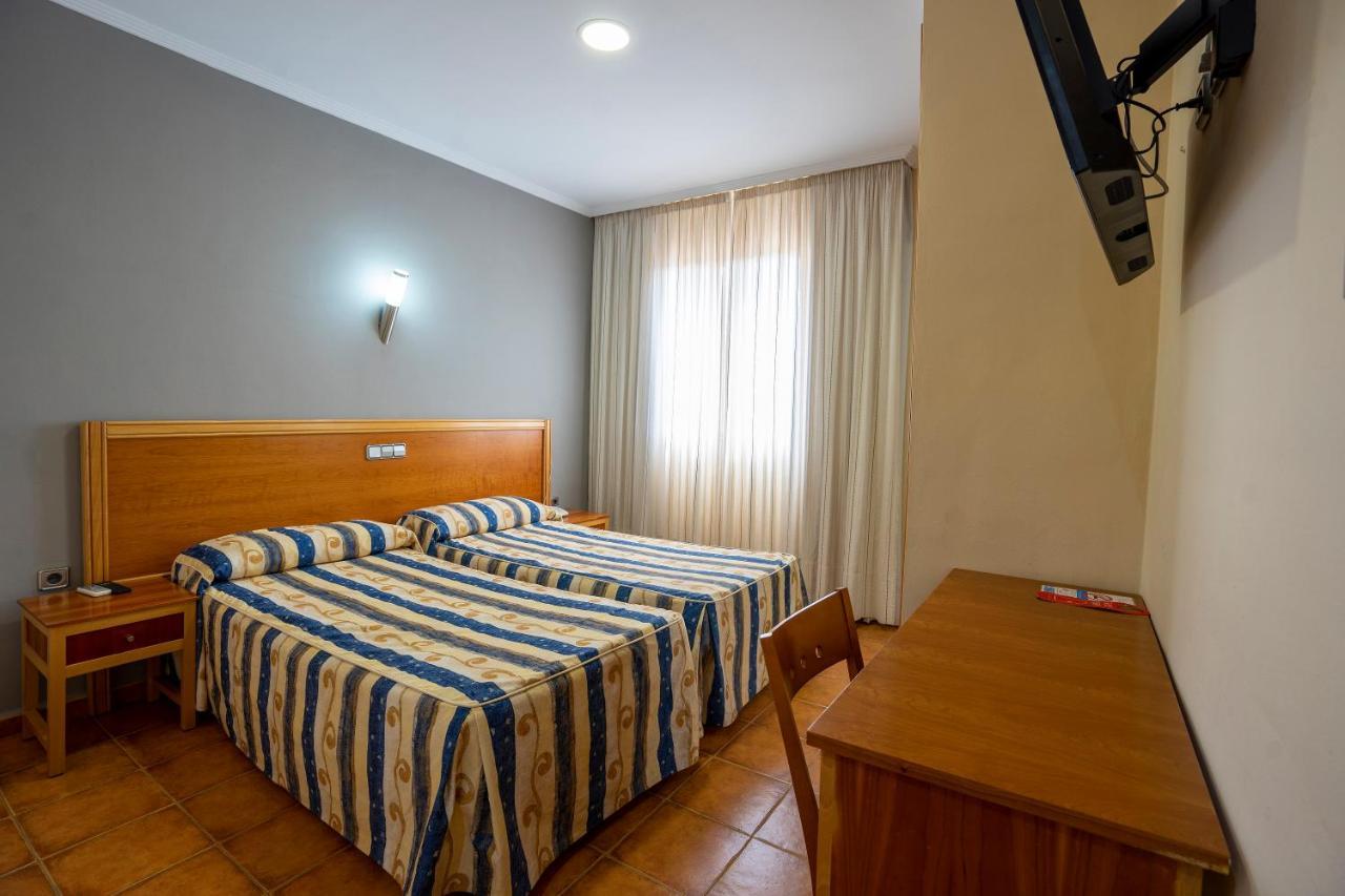Hotel Los Barruecos By Croma Malpartida de Cáceres Εξωτερικό φωτογραφία