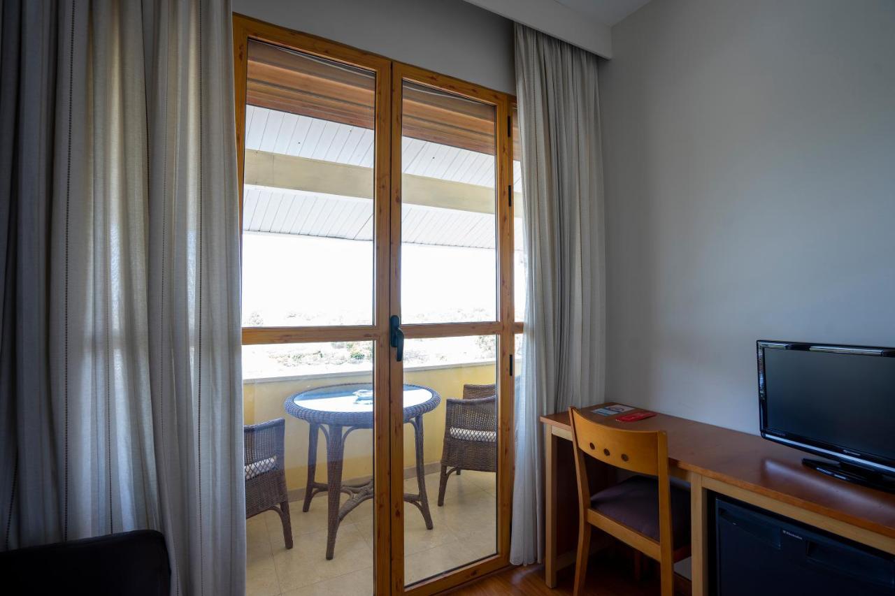 Hotel Los Barruecos By Croma Malpartida de Cáceres Εξωτερικό φωτογραφία