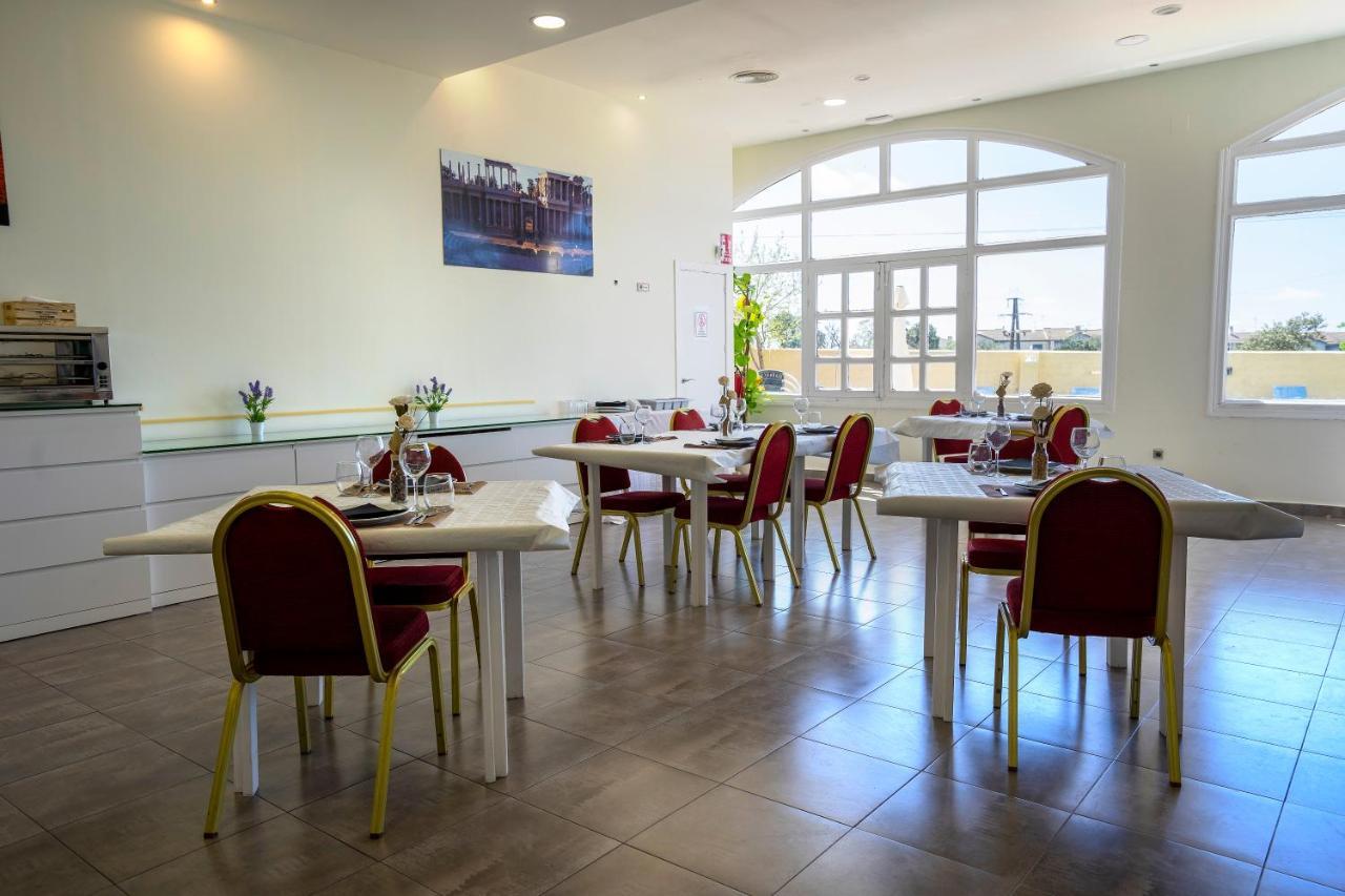 Hotel Los Barruecos By Croma Malpartida de Cáceres Εξωτερικό φωτογραφία