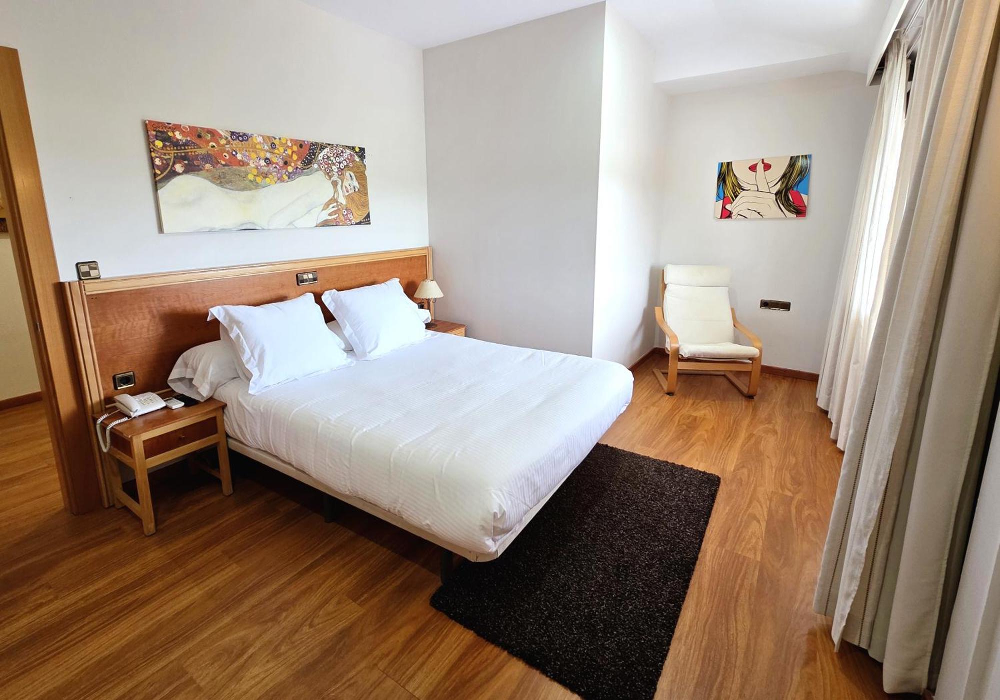 Hotel Los Barruecos By Croma Malpartida de Cáceres Εξωτερικό φωτογραφία