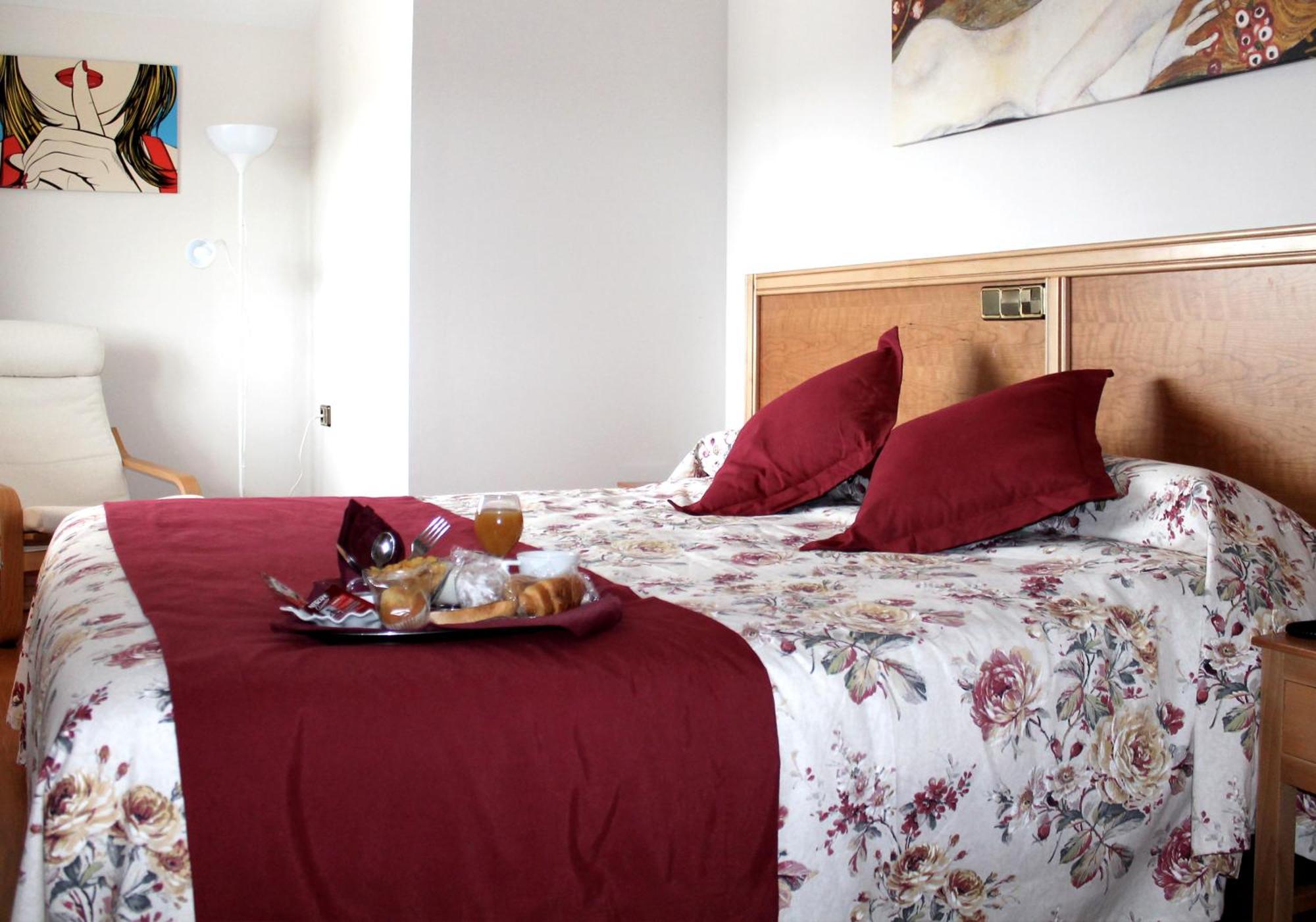 Hotel Los Barruecos By Croma Malpartida de Cáceres Εξωτερικό φωτογραφία